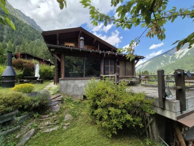 Wunderschönes, freistehendes Chalet