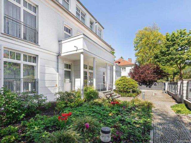 Wunderschönes, großzügiges Dachgeschoss mit herrlicher Terrasse in Dahlem