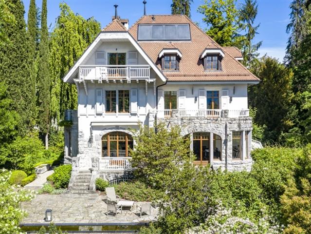 Wunderschönes Haus | Beliebte Gegend