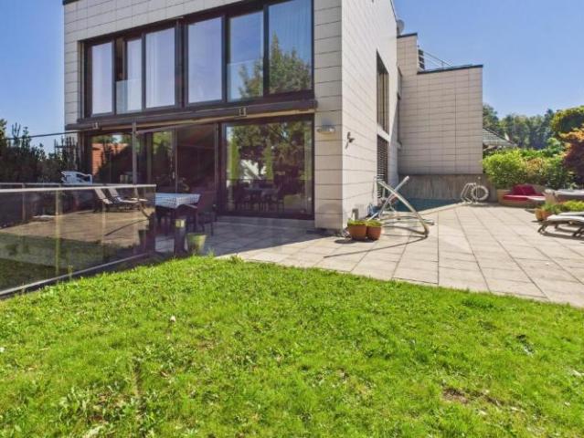 Wunderschönes Haus in Rüschlikon an perfekter Lage