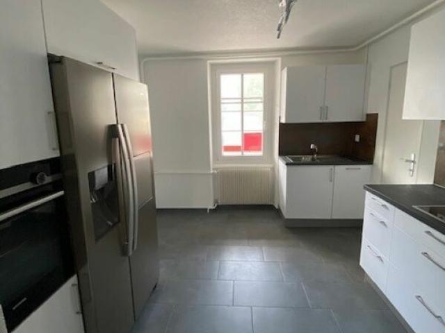 Heller 4 Zimmer Loft Apartment im 2. Stock – Pommeret in Cernier