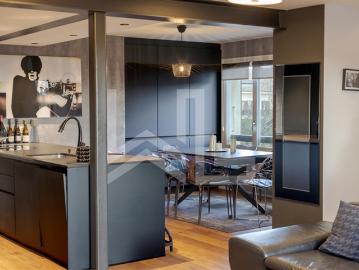 Wunderschönes, komplett renoviertes Duplex Apartment