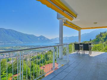 Wunderschönes Penthouse mit spektakulärem Panoramablick auf den Lago Maggiore