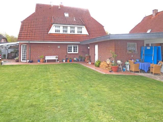 Wunderschönes Wohnhaus in Ganderkesee mit einem großem Grundstück