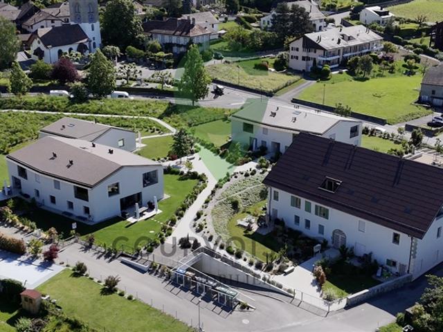 Wunderschönes 2,5 Zimmer Apartment wie neu in einer grünen Oase!