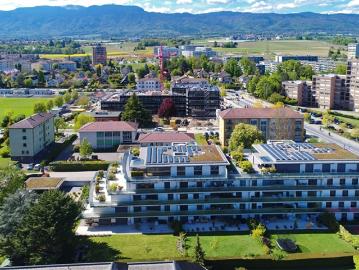 Wunderschönes 4,5 Zimmer Penthouse in einem Gebäude mit EWG