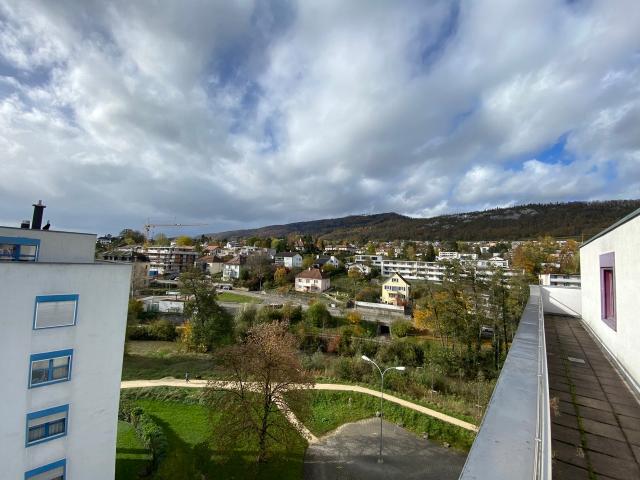 Wunderschönes 6 Zimmer Dachgeschoss Apartment mit 192 m2 und privatem Lift