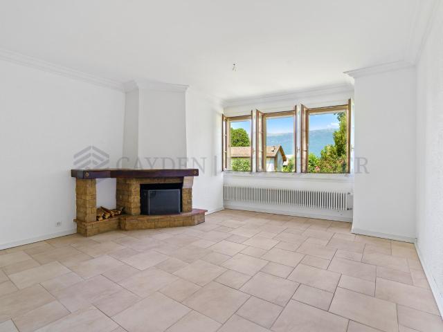 Wunderschönes 7 Zimmer Doppelhaus in einem charmanten Wohnhaus