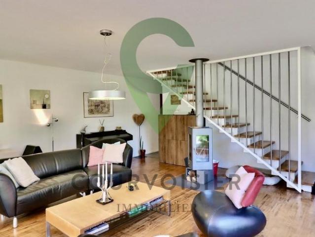 Wunderschönes 7 Zimmer Triplex mit privatem Aussenbereich