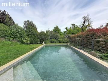Schöne 8P Villa mit Pool in Onex