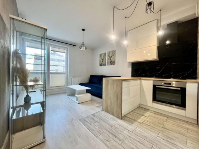 WYNAJMĘ 2 POKOJE BALKON OD ZARAZ