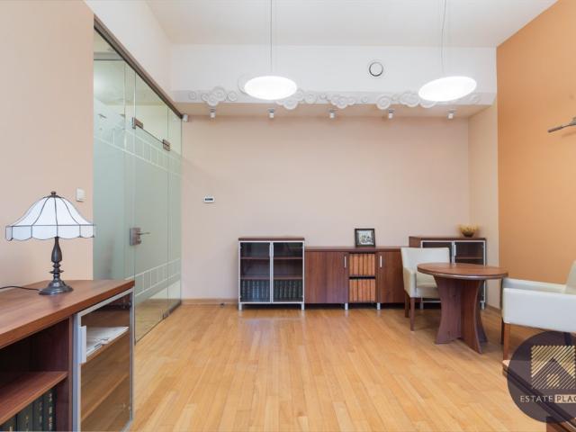 Wynajmę biuro 122 m² w prestiżowej kamienicy Warszawa