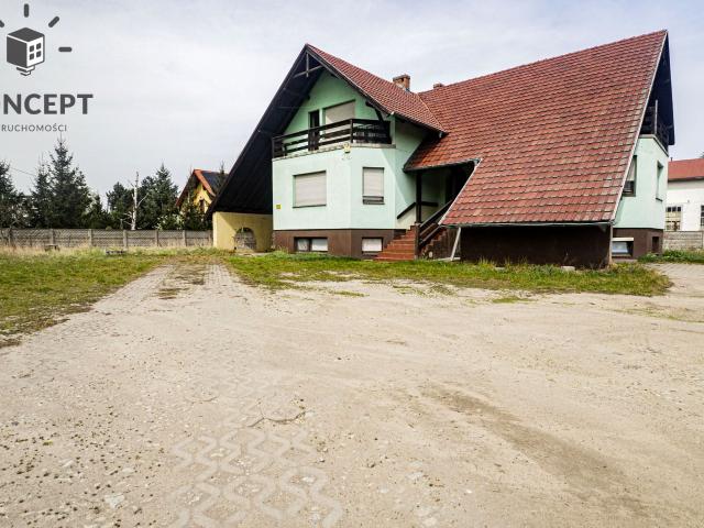 Wynajmę dom wolnostojący 300 m² z balkonem Marcinkowice
