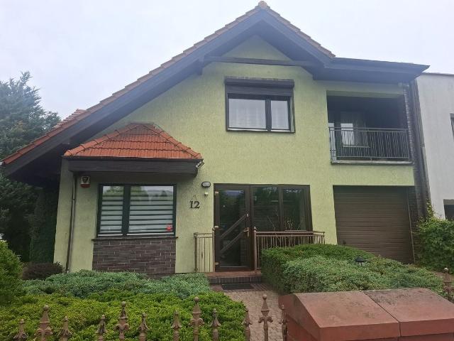 Wynajmę dom 200 m² Przeźmierowo