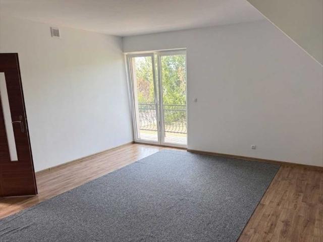 Wynajmę funkcjonalny budynek 171 m² z ogrodem i parkingiem