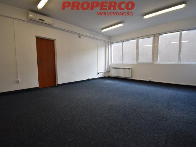 Wynajmę funkcjonalny lokal 27 m² na biuro lub usługi w Kielcach