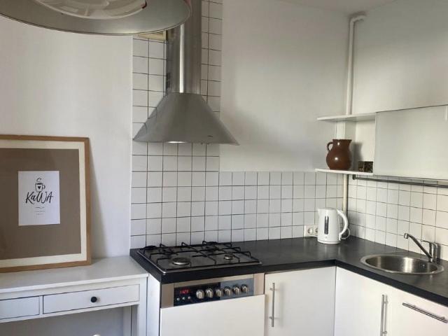 Wynajmę komfortowe 49 m² mieszkanie 2 pokoje w centrum Chorzowa