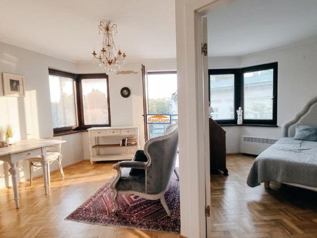 Wynajmę klimatyczne 2 pokojowe mieszkanie 35 m² w Krakowie