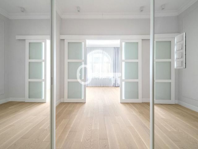 Wynajmę mieszkanie 78,55 m² Warszawa, Śródmieście