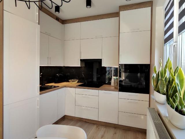 Wynajmę mieszkanie w apartamentowcu m2 z aneksem kuchennym 38 m² ul. Żelazna, Sosnowiec, Niwka