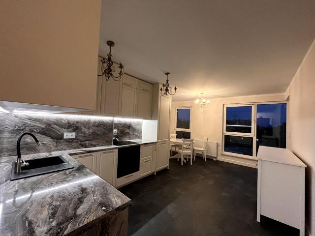 Wynajmę mieszkanie w apartamentowcu m2 z aneksem kuchennym 45 m² Kielce