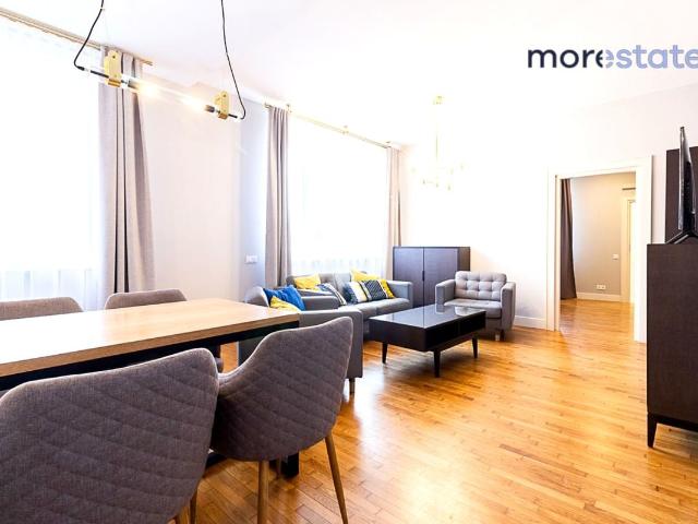 Wynajmę mieszkanie w apartamentowcu m3 z aneksem kuchennym 77 m² ul. Sarego, Kraków, Stare Miasto