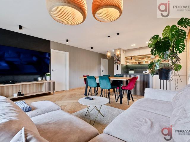 Wynajmę mieszkanie w apartamentowcu m3 z aneksem kuchennym 81 m² ul. Rybacka, Łódź, Marysin