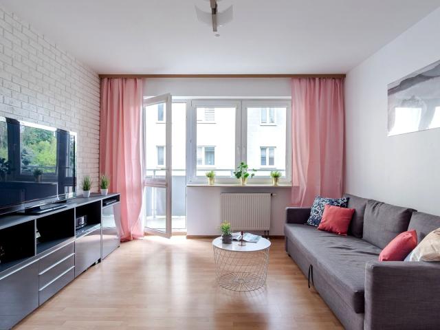Wynajmę mieszkanie w apartamentowcu m3 z kuchnią w zabudowie 76 m² Warszawa, Ochota