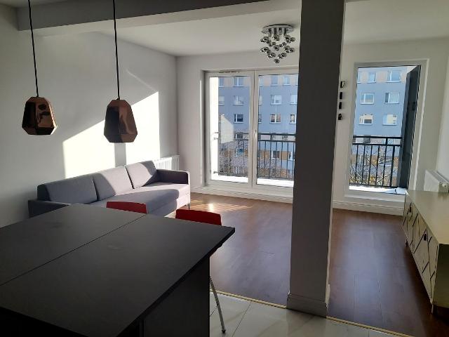 Wynajmę mieszkanie w apartamentowcu m3 z kuchnią w zabudowie 73 m² ul. Bacha, Tychy, Barbara B