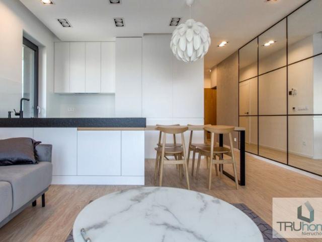 Wynajmę mieszkanie w apartamentowcu m3 z kuchnią z oknem 70 m² ul. Góreckiego, Katowice, Środmieście