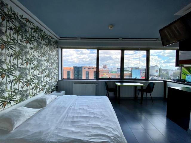 Wynajmę mieszkanie w apartamentowcu kawalerka z aneksem kuchennym 25 m² ul. Krawiecka, Wrocław