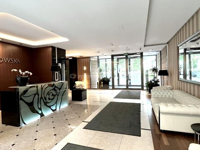 Wynajmę mieszkanie w apartamentowcu 133 m² wysoki standard Warszawa, Śródmieście