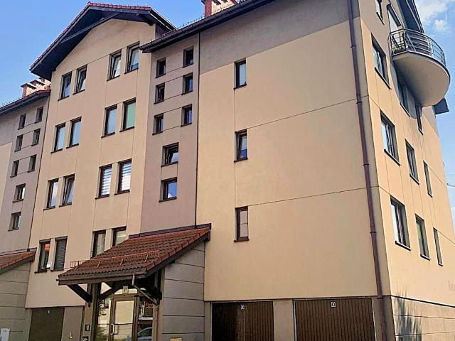 Wynajmę mieszkanie w apartamentowcu 51 m² przy lesie Katowice, Paderewskiego