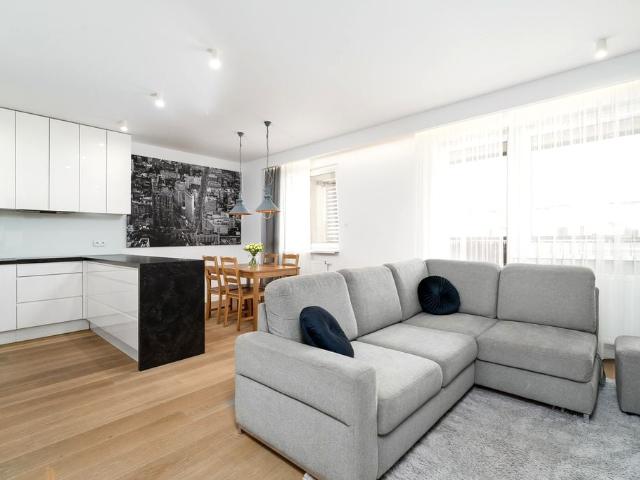 Wynajmę mieszkanie w apartamentowcu 70 m² przy lesie Poznań, Marcelin