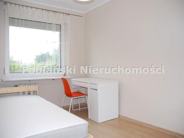 Wynajmę mieszkanie w bloku mieszkalnym m4 z kuchnią z oknem 25 m² Poznań, Winogrady