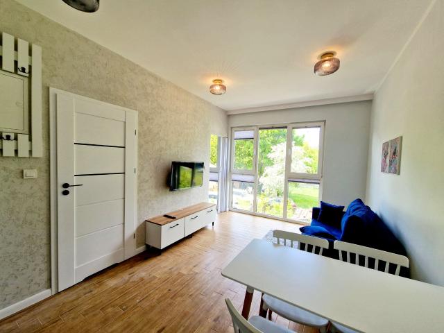 Wynajmę mieszkanie w bloku mieszkalnym m2 z aneksem kuchennym 30 m² ul. Kościuszki, Legionowo, Przystanek