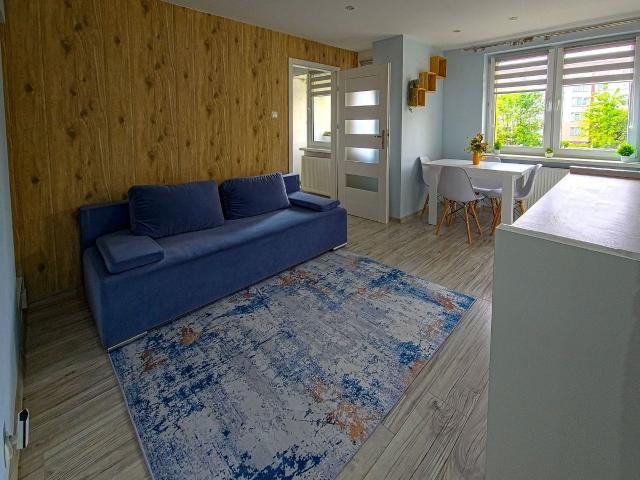 Wynajmę mieszkanie w bloku mieszkalnym m2 z aneksem kuchennym 32 m² ul. Armii Krajowej, Mysłowice