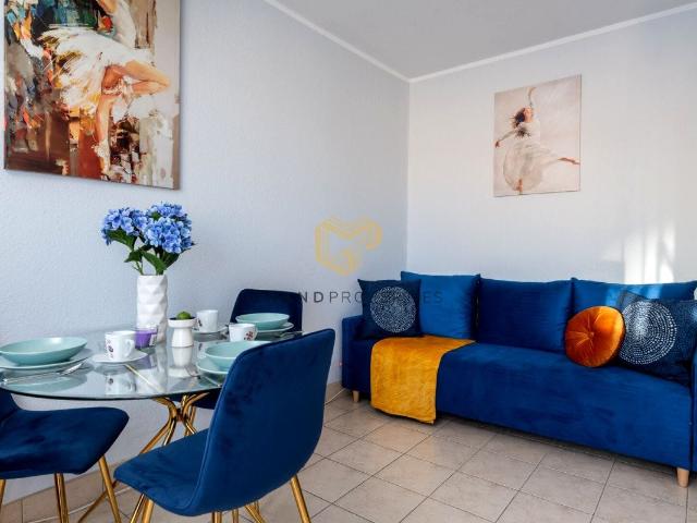 Wynajmę mieszkanie w bloku mieszkalnym m2 z aneksem kuchennym 33 m² Warszawa, Mokotów