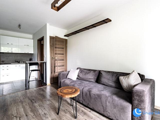 Wynajmę mieszkanie w bloku mieszkalnym m2 z aneksem kuchennym 38 m² Kraków, Płaszów