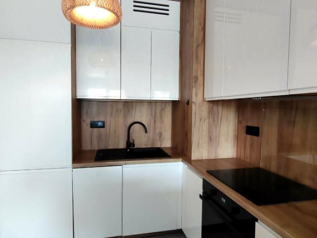 Wynajmę mieszkanie w bloku mieszkalnym m2 z aneksem kuchennym 38 m² Sosnowiec, Zagórze