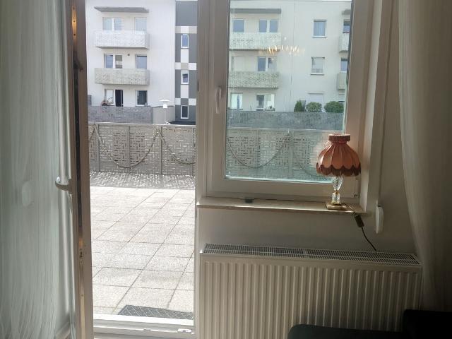 Wynajmę mieszkanie w bloku mieszkalnym m2 z aneksem kuchennym 40 m² ul. Jodłowa, Oława, Nowy Otok
