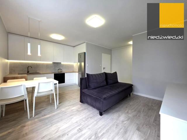 Wynajmę mieszkanie w bloku mieszkalnym m2 z aneksem kuchennym 43,65 m² ul. Armii Poznań, Września