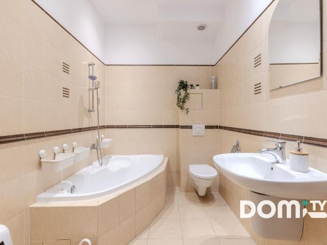 Wynajmę mieszkanie w bloku mieszkalnym m2 z aneksem kuchennym 45,10 m² Wrocław, Klecina