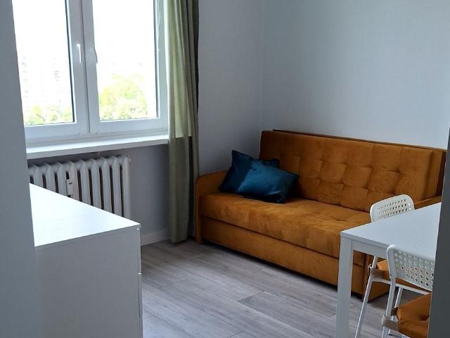 Wynajmę mieszkanie w bloku mieszkalnym m2 z kuchnią w zabudowie 30 m² Warszawa, Targówek