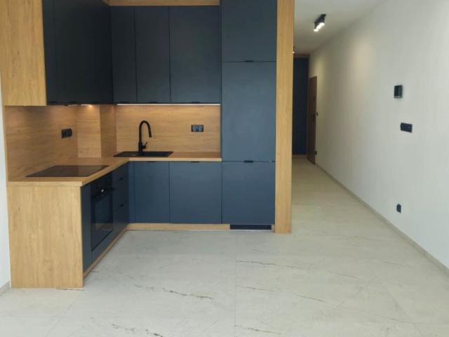 Wynajmę mieszkanie w bloku mieszkalnym m2 z kuchnią w zabudowie 40 m² ul. Weltzla, Żory