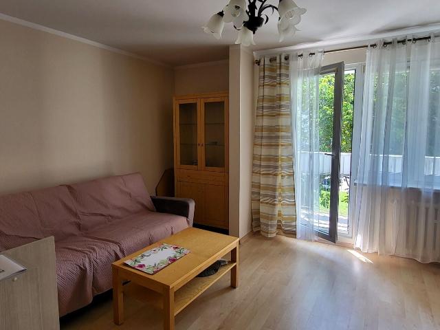 Wynajmę mieszkanie w bloku mieszkalnym m2 z kuchnią w zabudowie 54 m² Łódź, Widzew