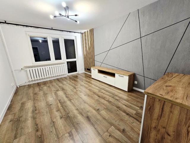 Wynajmę mieszkanie w bloku mieszkalnym m2 z kuchnią z oknem 41,50 m² Kielce, Uroczysko