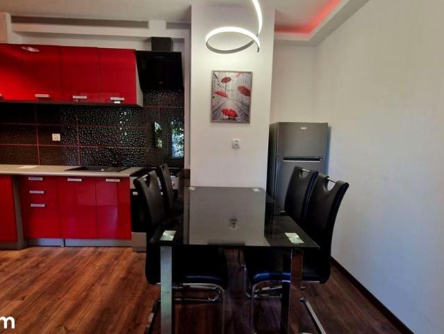 Wynajmę mieszkanie w bloku mieszkalnym m2 z kuchnią z oknem 45 m² Katowice