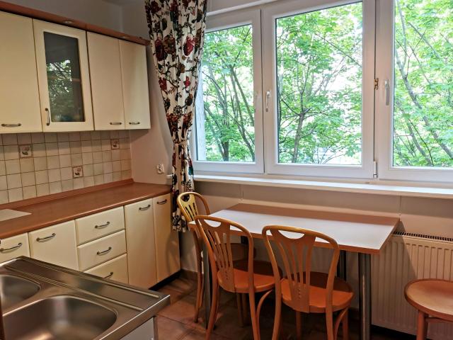 Wynajmę mieszkanie w bloku mieszkalnym m2 z kuchnią z oknem 49 m² ul. Niklowa, Wrocław, Fabryczna