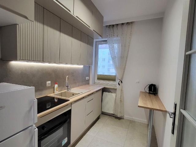 Wynajmę mieszkanie w bloku mieszkalnym m2 z kuchnią z oknem 49 m² Warszawa, Kabaty